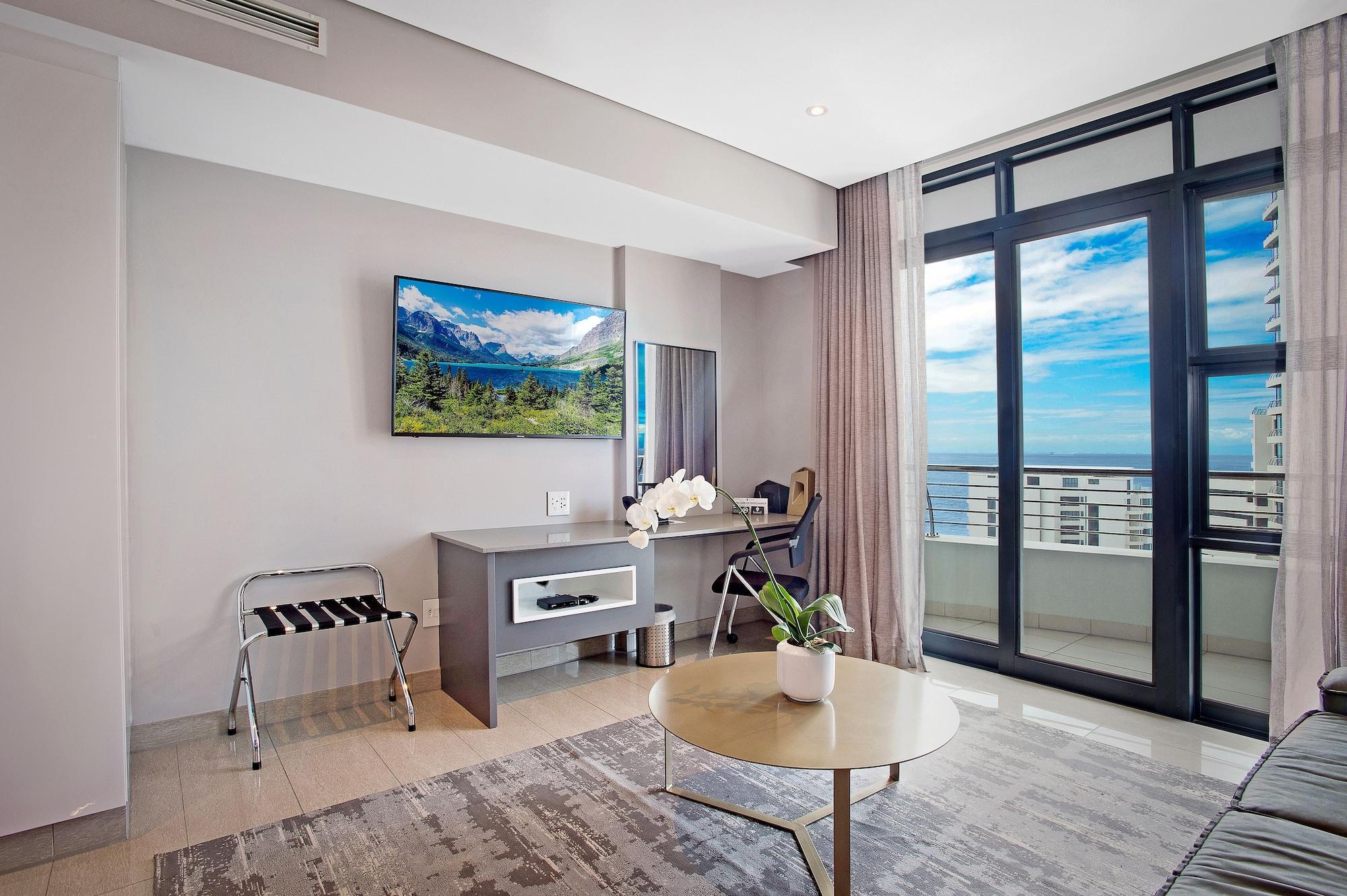 The Capital Pearls Hotel Durban Kültér fotó A living room at the Hilton San Diego Bayfront