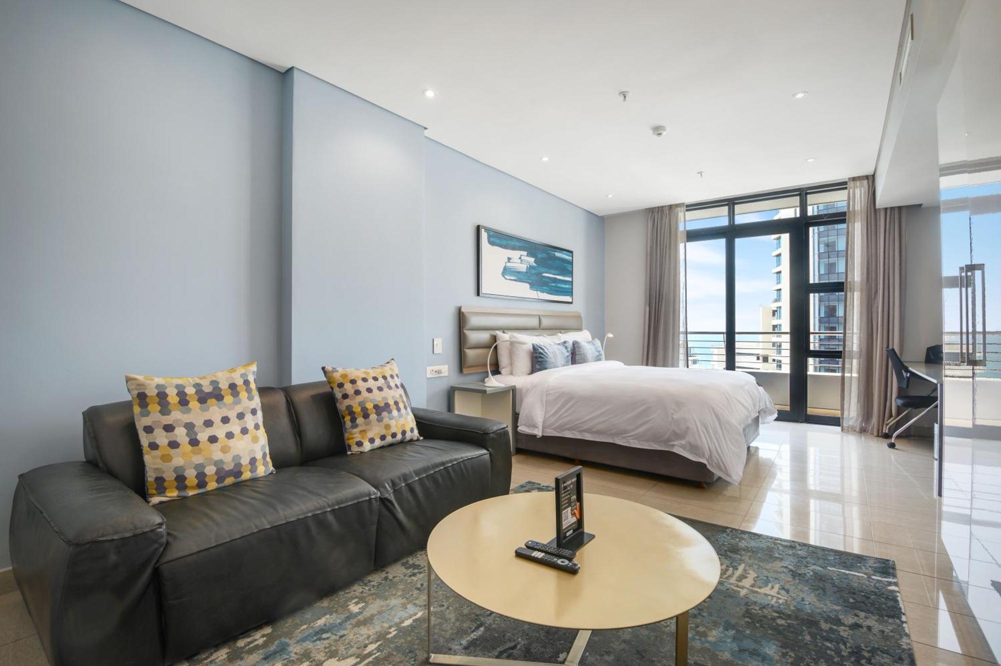 The Capital Pearls Hotel Durban Kültér fotó A typical studio apartment