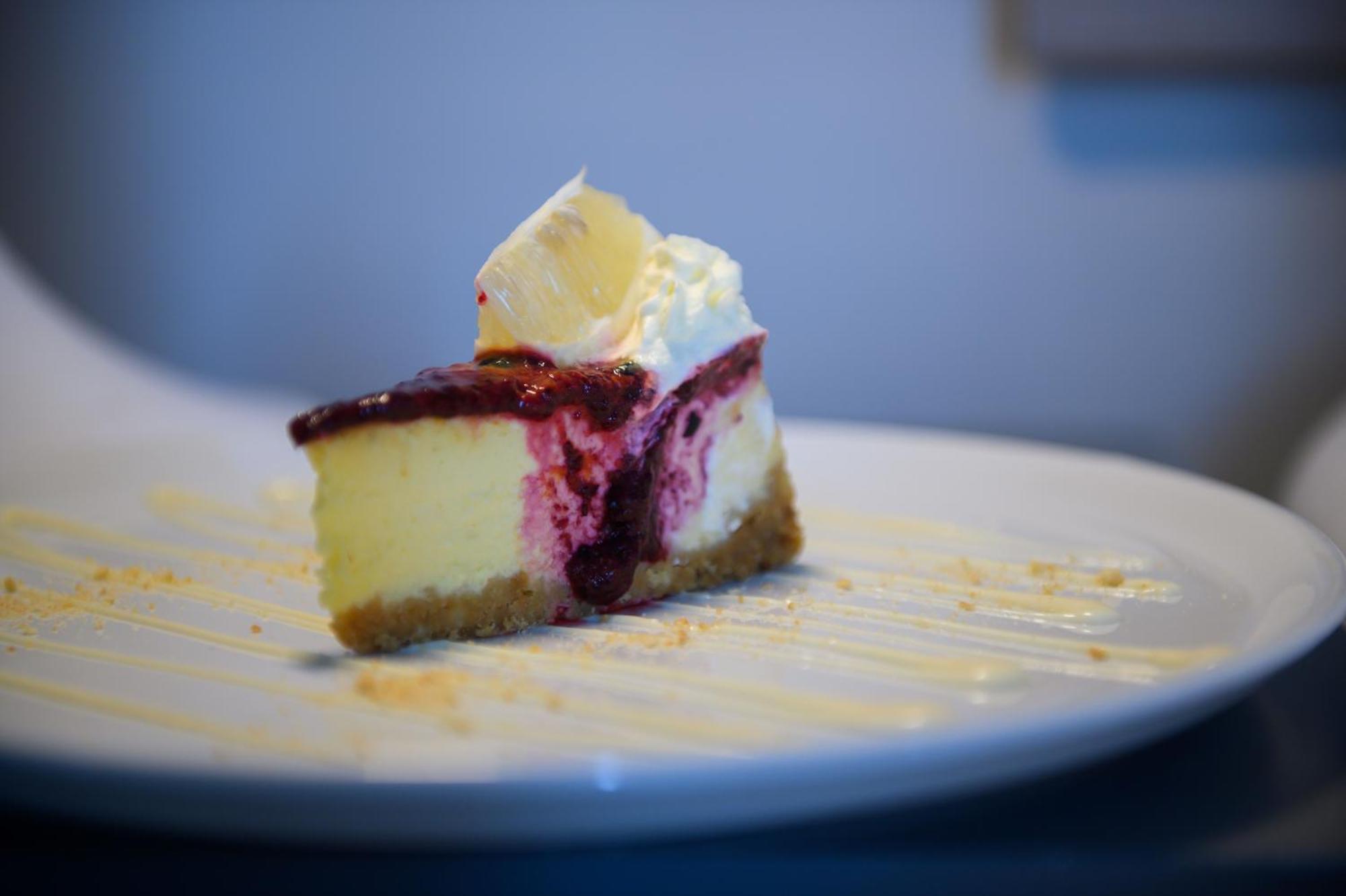 The Capital Pearls Hotel Durban Kültér fotó A cheesecake